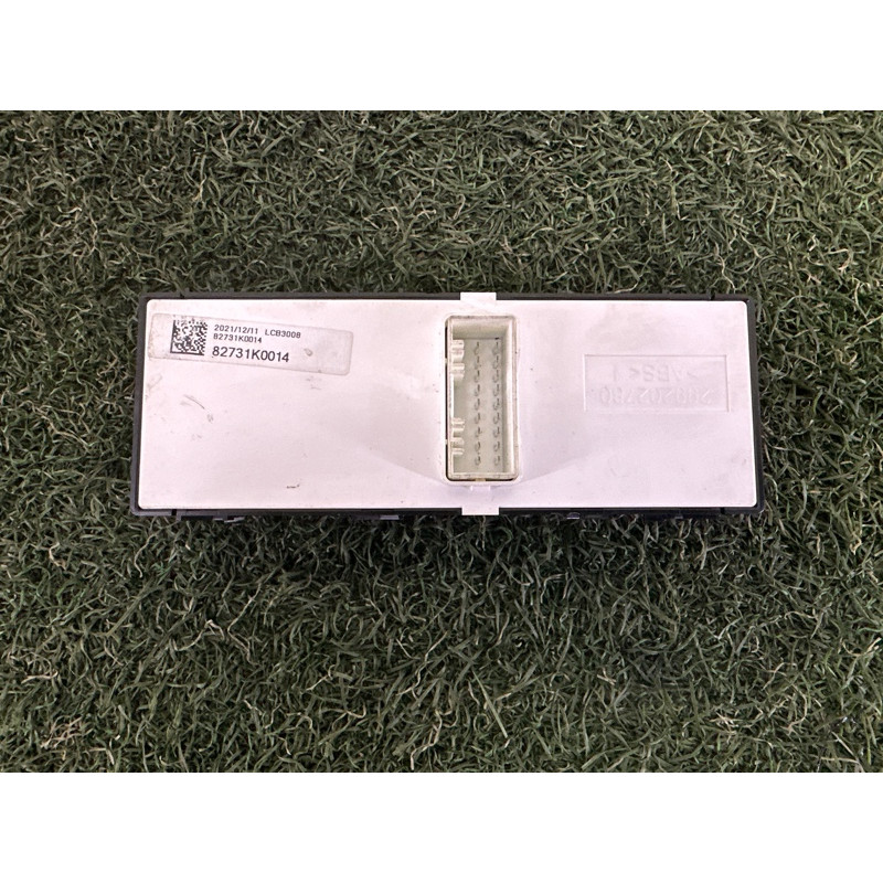 Блок кнопок склопідйомників (электрика / кнопки) KIA Soul 3 2022 2.0 93571K0101