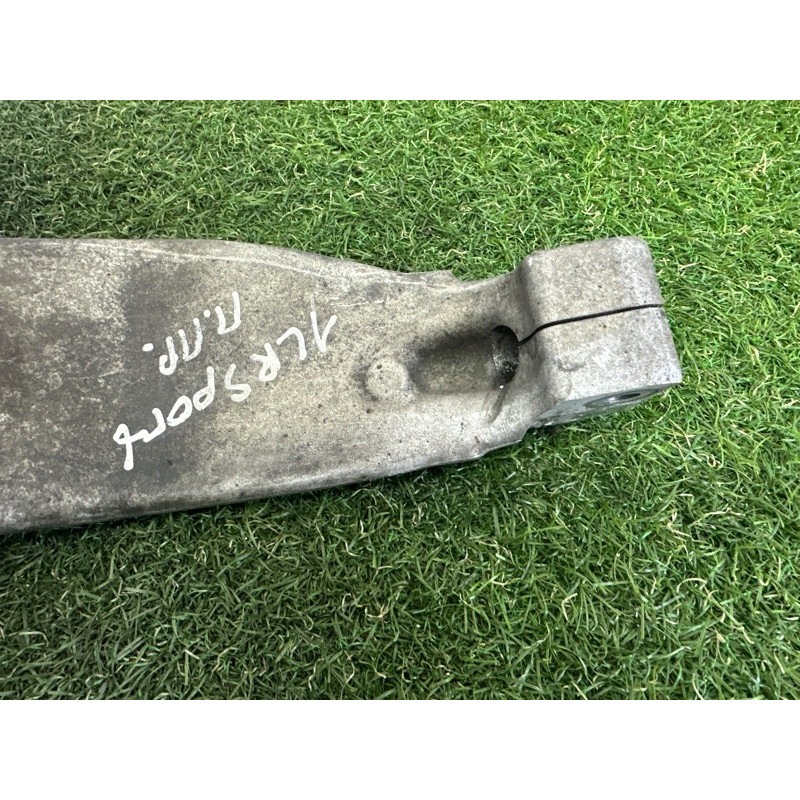 Поворотный кулак (подвеска) LAND ROVER RANGE ROVER Sport L494 2016 3.0 Diesel LR078375