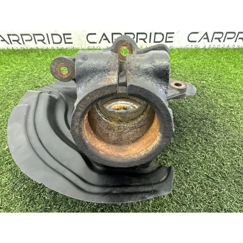 Поворотный кулак (подвеска) BMW 3-series E90 2010 3.0 N54 31216768995