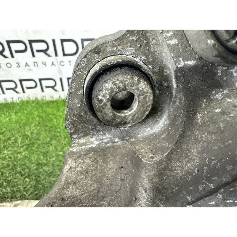 Цапфа подвески (подвеска) LAND ROVER RANGE ROVER Sport L494 2016 3.0 Diesel LR043594