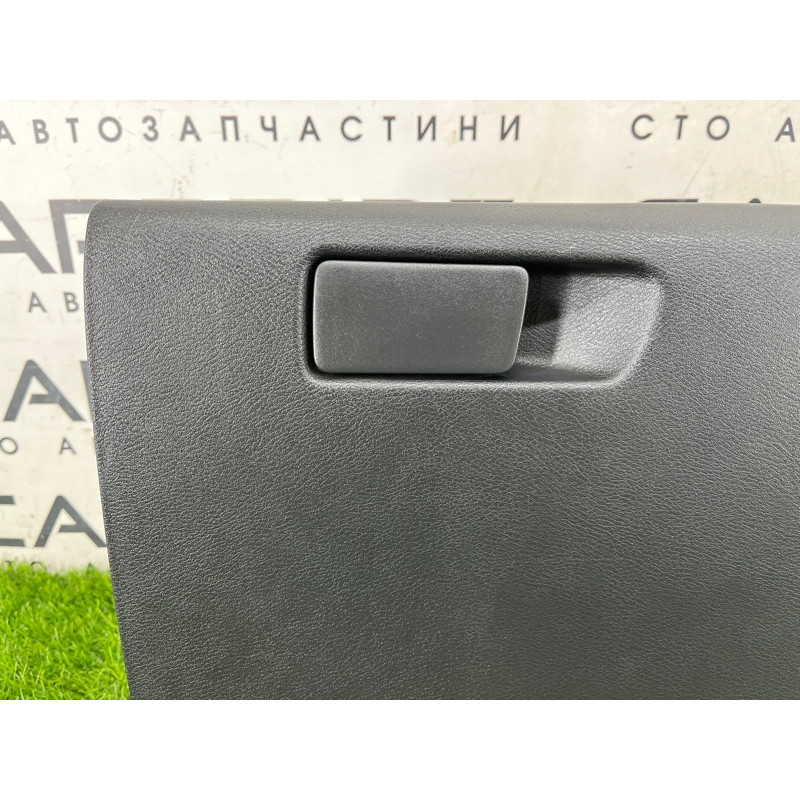 Бардачок (салон) Nissan Rogue T33 2023 1.5 KR15DDT 681026RR1A
