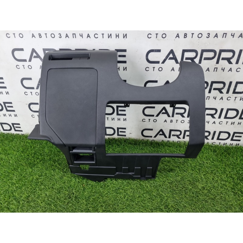 Накладка торпедо нижня (салон) Nissan Rogue T33 2023 1.5 KR15DDT 681066RR0A