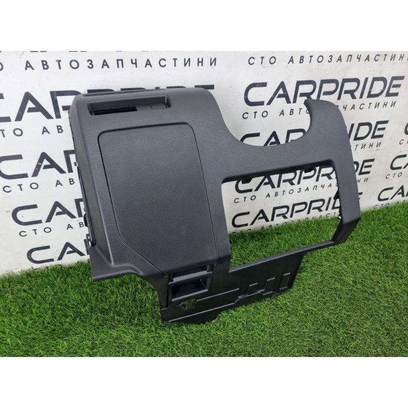 Накладка торпедо нижня (салон) Nissan Rogue T33 2023 1.5 KR15DDT 681066RR0A