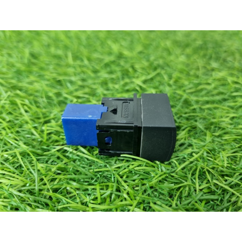 Кнопка асистента зміни смуги (електрика / кнопки) Nissan Rogue T33 2023 1.5 KR15DDT 251436RA0A