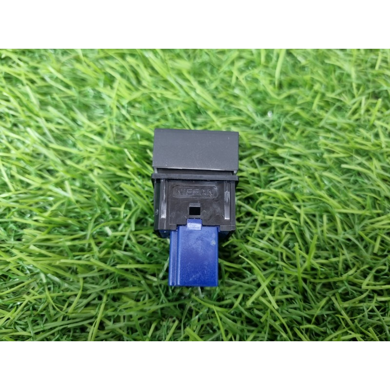 Кнопка асистента зміни смуги (електрика / кнопки) Nissan Rogue T33 2023 1.5 KR15DDT 251436RA0A