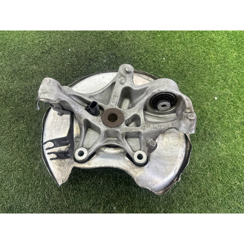 Цапфа підвіски (підвіска) AUDI A4 B9 2017 2.0 TFSI 8W0505432T