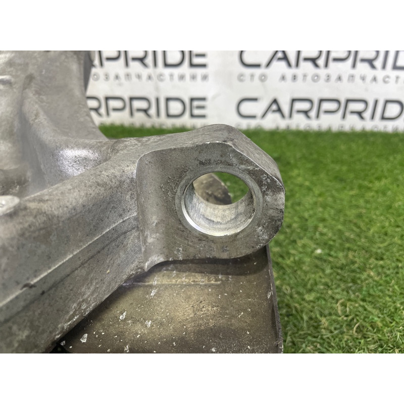 Поворотный кулак (подвеска) LAND ROVER RANGE ROVER Sport L494 2016 3.0 Diesel LR078377