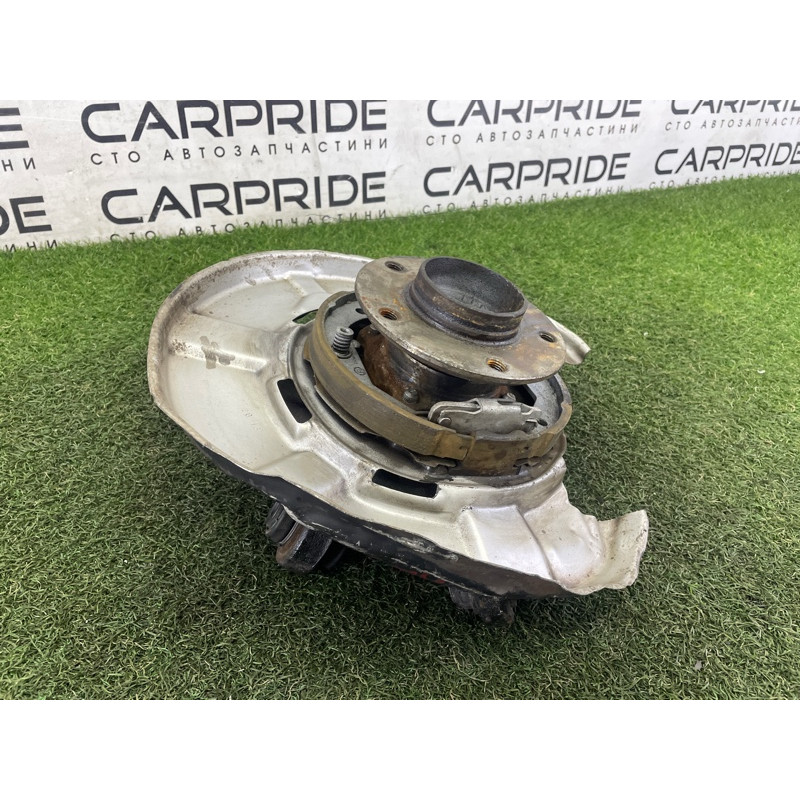 Цапфа подвески (подвеска) BMW X1 E84 2014 2.0 33326788050