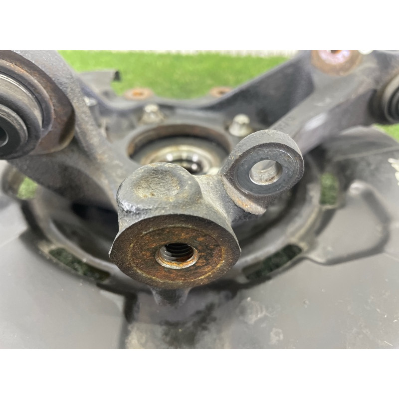 Цапфа подвески (подвеска) BMW X1 E84 2014 2.0 33326788050