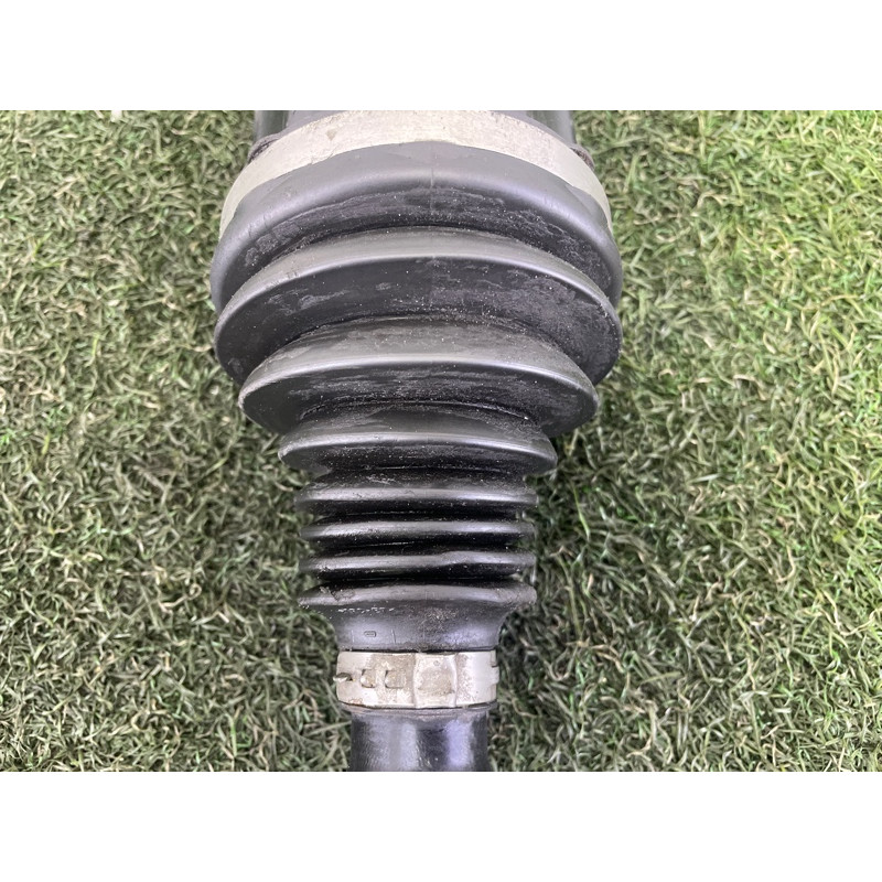 Привод (трансмиссия) LAND ROVER RANGE ROVER Sport L494 2016 3.0 Diesel LR064634