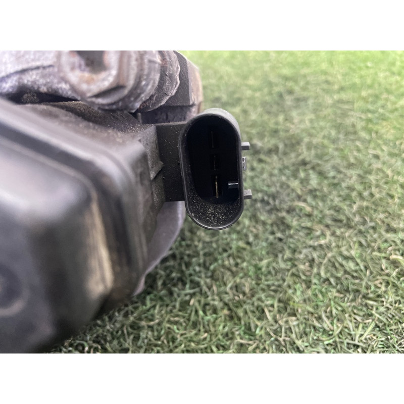 Суппорт тормозной (тормозная система) LAND ROVER RANGE ROVER Sport L494 2016 3.0 Diesel LR036568