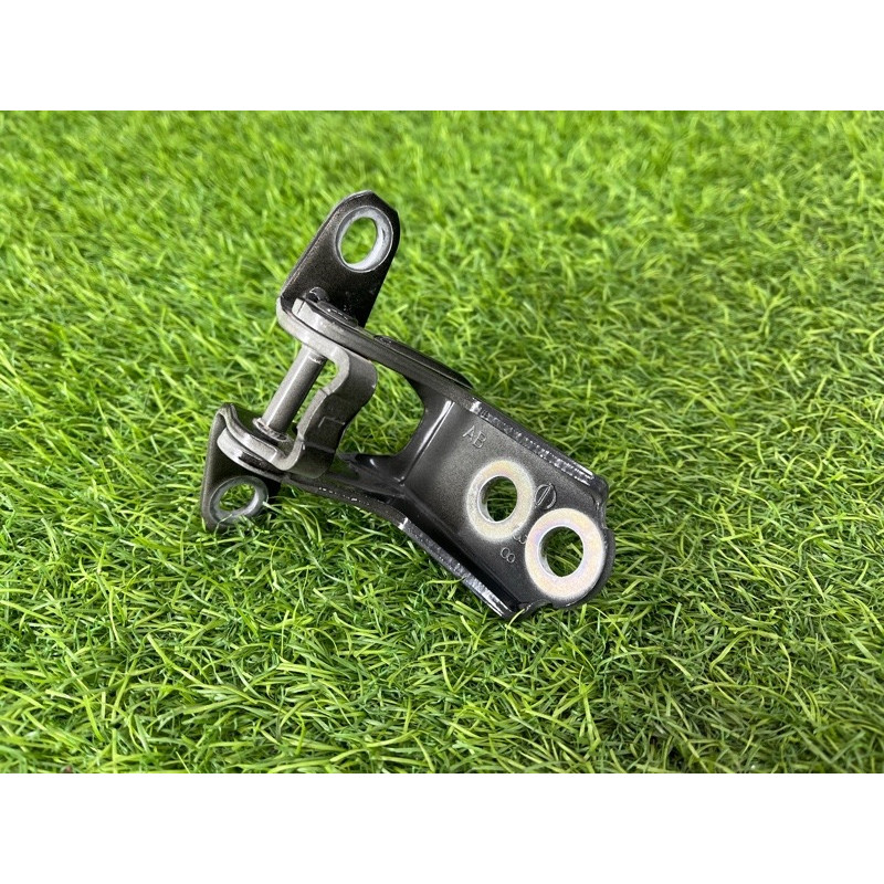 Петля дверей (кузов і елементи) Nissan Rogue T33 2023 1.5 KR15DDT 804016RR0A