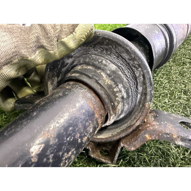 Карданный вал (трансмиссия) AUDI Q7 4L 2011 3.0 TFSi 7L8521102S