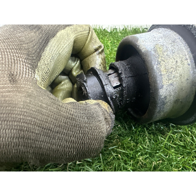 Карданный вал (трансмиссия) AUDI A8 D4 2011 4.2 CDRA 4H4521101D