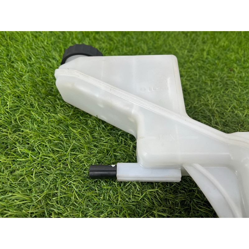 Главный тормозной цилиндр (тормозная система) Nissan Rogue T33 2023 1.5 KR15DDT 460106RR0A