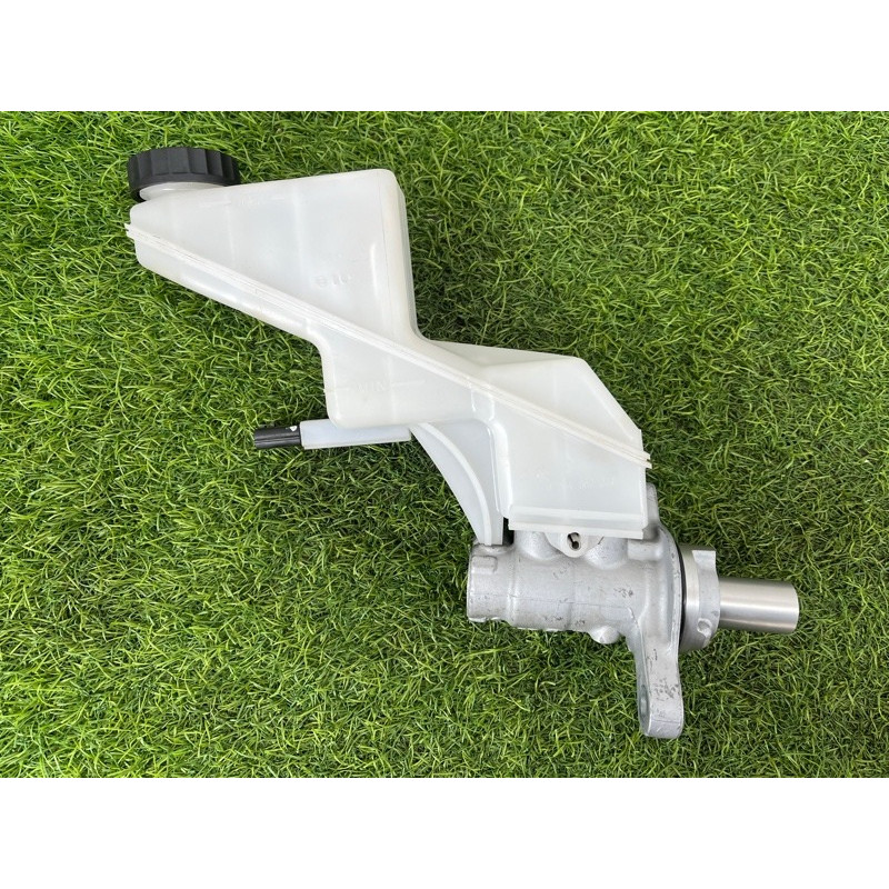 Главный тормозной цилиндр (тормозная система) Nissan Rogue T33 2023 1.5 KR15DDT 460106RR0A