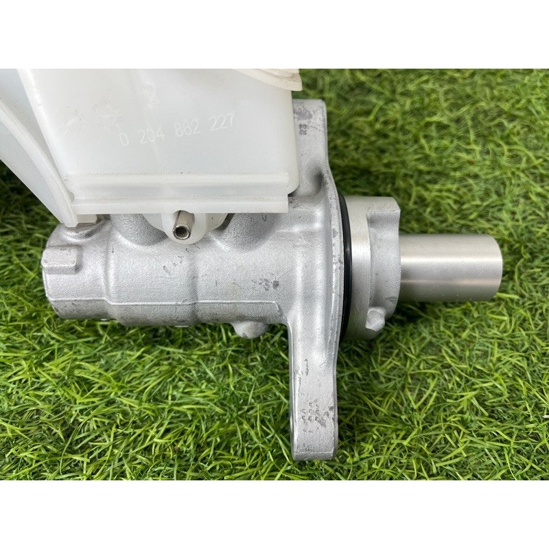 Главный тормозной цилиндр (тормозная система) Nissan Rogue T33 2023 1.5 KR15DDT 460106RR0A