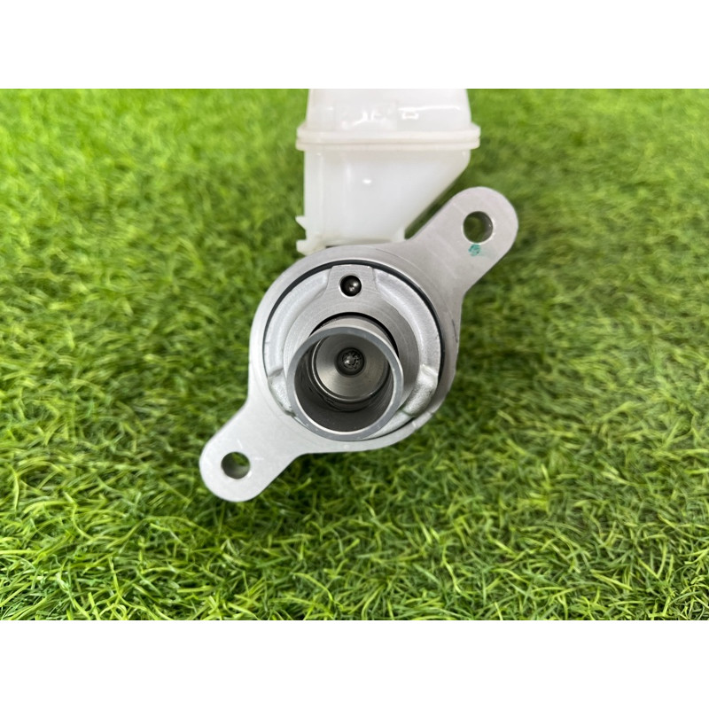 Главный тормозной цилиндр (тормозная система) Nissan Rogue T33 2023 1.5 KR15DDT 460106RR0A