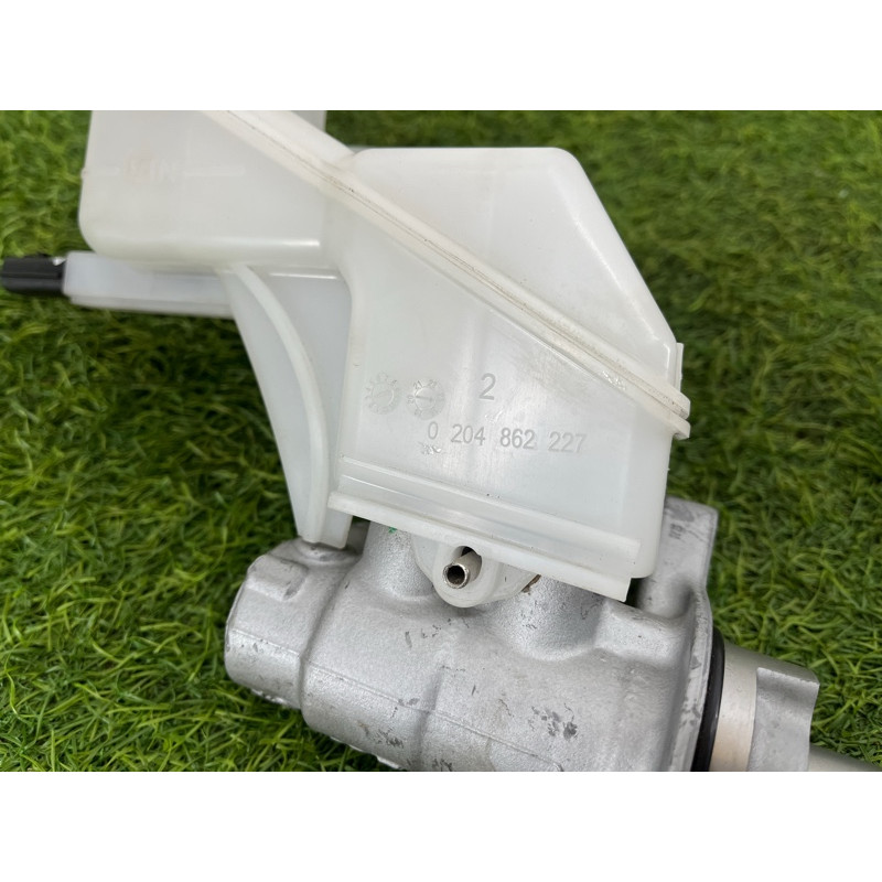 Главный тормозной цилиндр (тормозная система) Nissan Rogue T33 2023 1.5 KR15DDT 460106RR0A