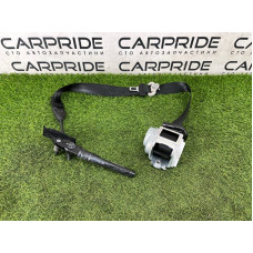 Ремень безопасности