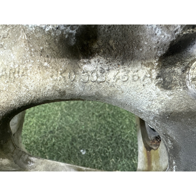 Цапфа подвески (подвеска) AUDI A4 B8 2013 2.0 TFSI 8K0505432AH