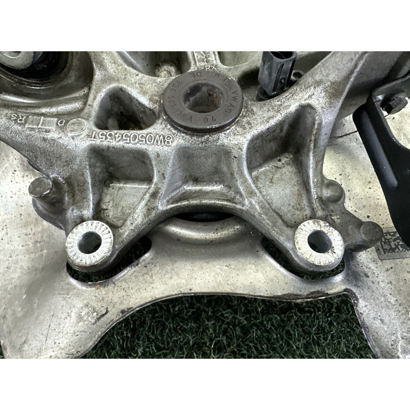 Цапфа подвески (подвеска) AUDI A4 B9 2017 2.0 TFSI 8W0505431P