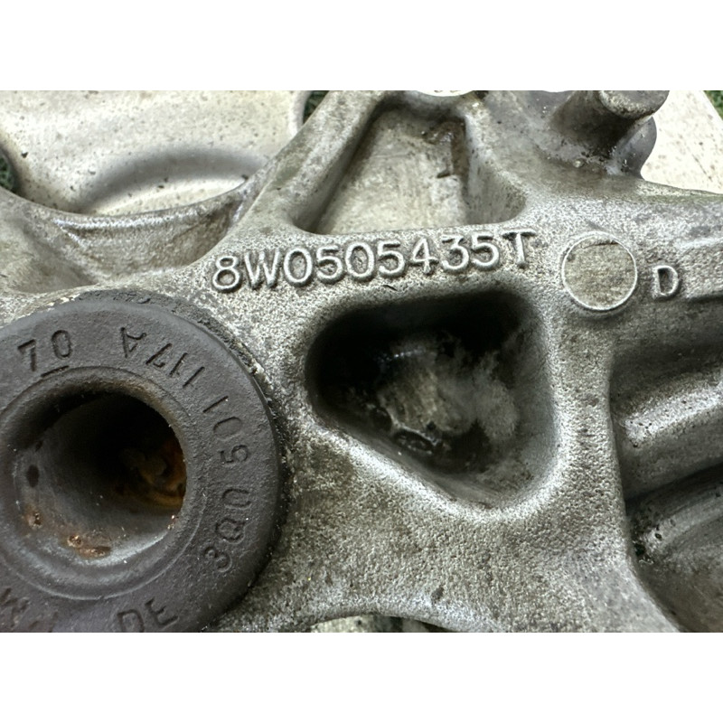 Цапфа подвески (подвеска) AUDI A4 B9 2017 2.0 TFSI 8W0505431P