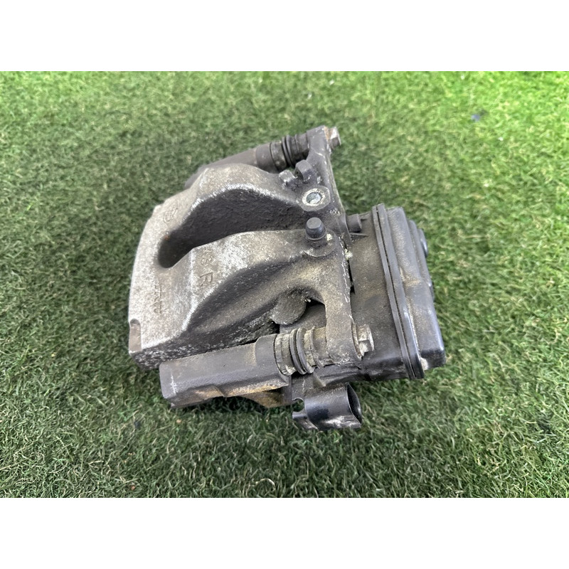 Суппорт тормозной (тормозная система) LAND ROVER RANGE ROVER Sport L494 2016 3.0 Diesel LR036567