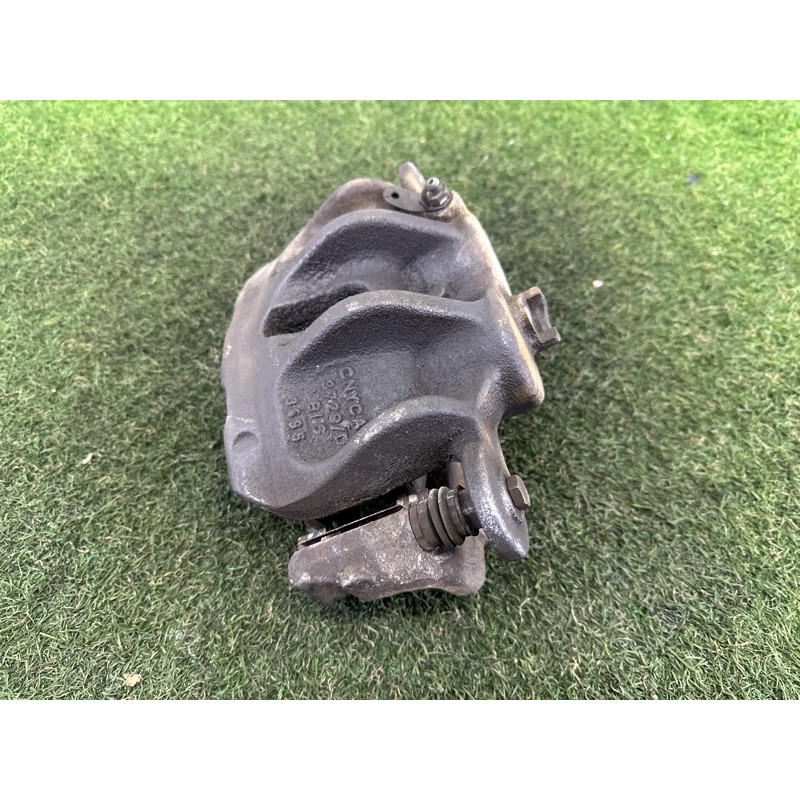 Суппорт тормозной (тормозная система) LAND ROVER RANGE ROVER Sport L494 2016 3.0 Diesel LR047905