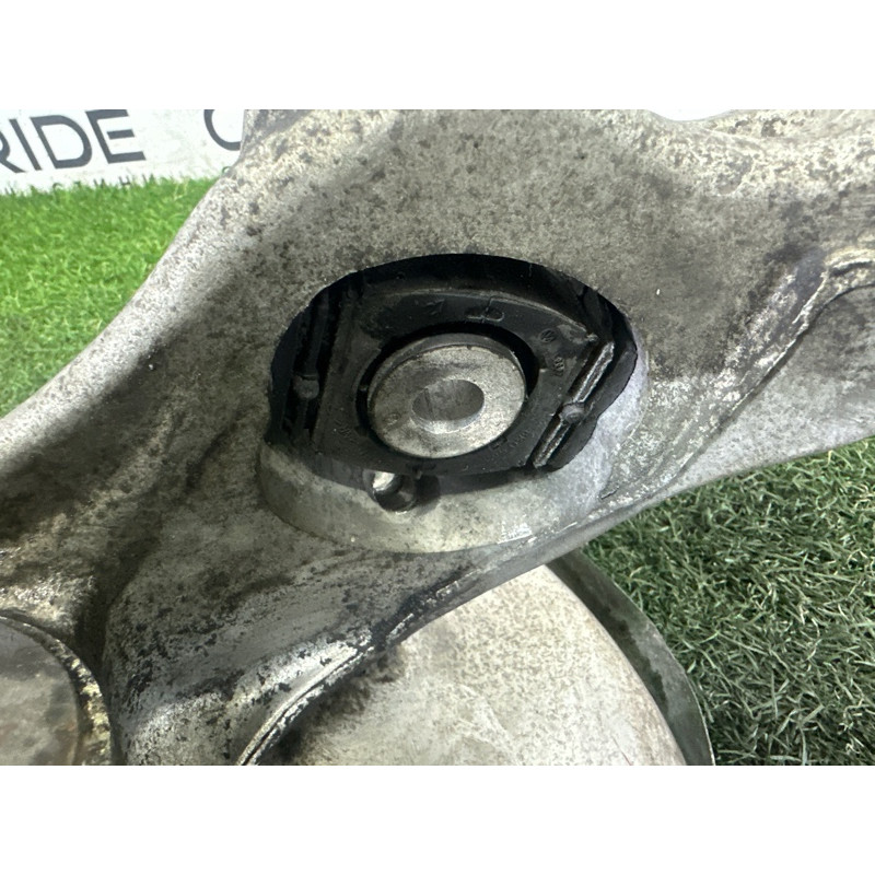 Цапфа подвески (подвеска) AUDI A4 B8 2014 2.0 TFSI 8K0505431AQ