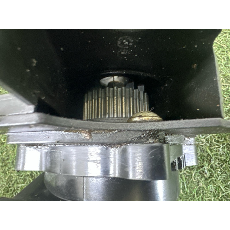 Помпа (система охлаждения) AUDI A4 B8 2010 2.0 CAEB 06H121026BA