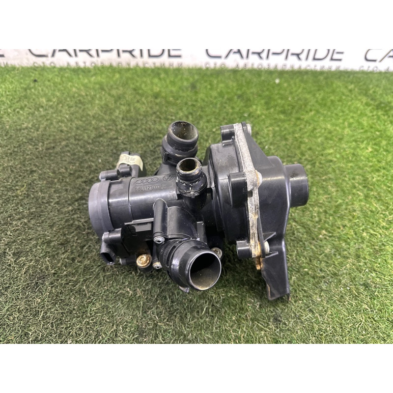 Корпус термостата с помпой (система охлаждения) AUDI A4 B9 2017 2.0 TFSI 06L121111H