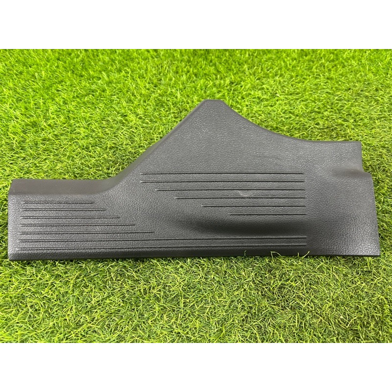 Накладка на поріг (кузов і елементи) Nissan Rogue T33 2023 1.5 KR15DDT 769546RR0A