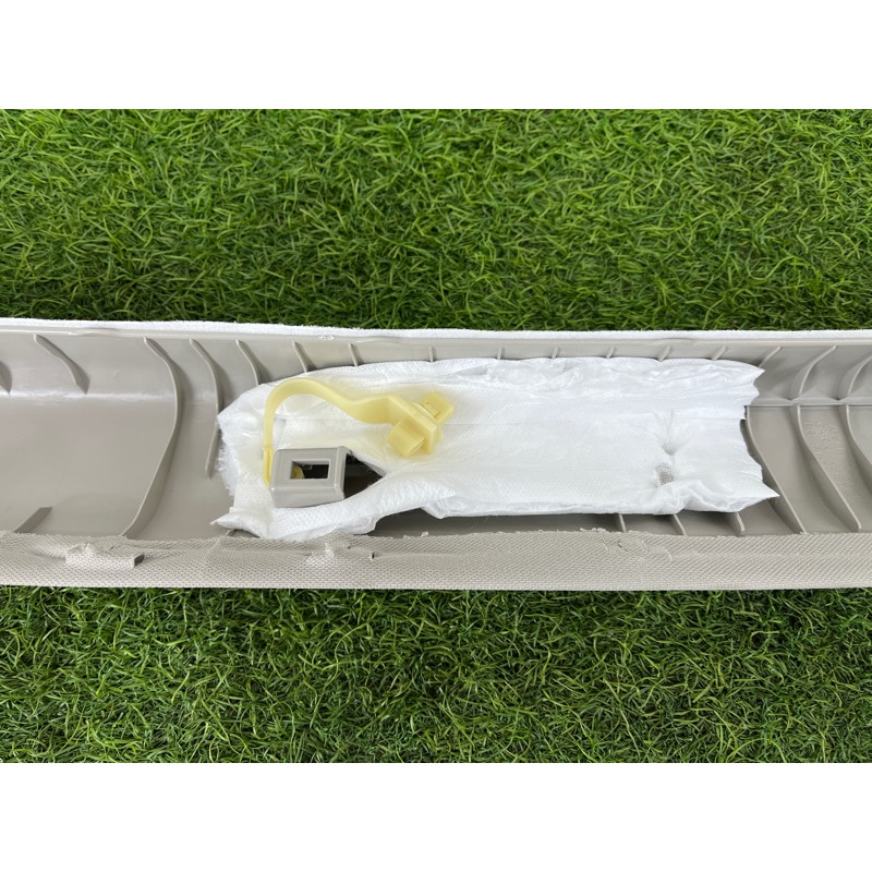 Верхня обшивка стійки (салон) Nissan Rogue T33 2023 1.5 KR15DDT 769116RR0B