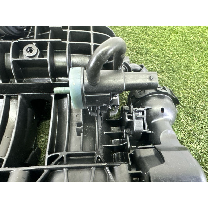 Коллектор впускной (впускная система) AUDI A4 B9 2017 2.0 TFSI 06L133201DK