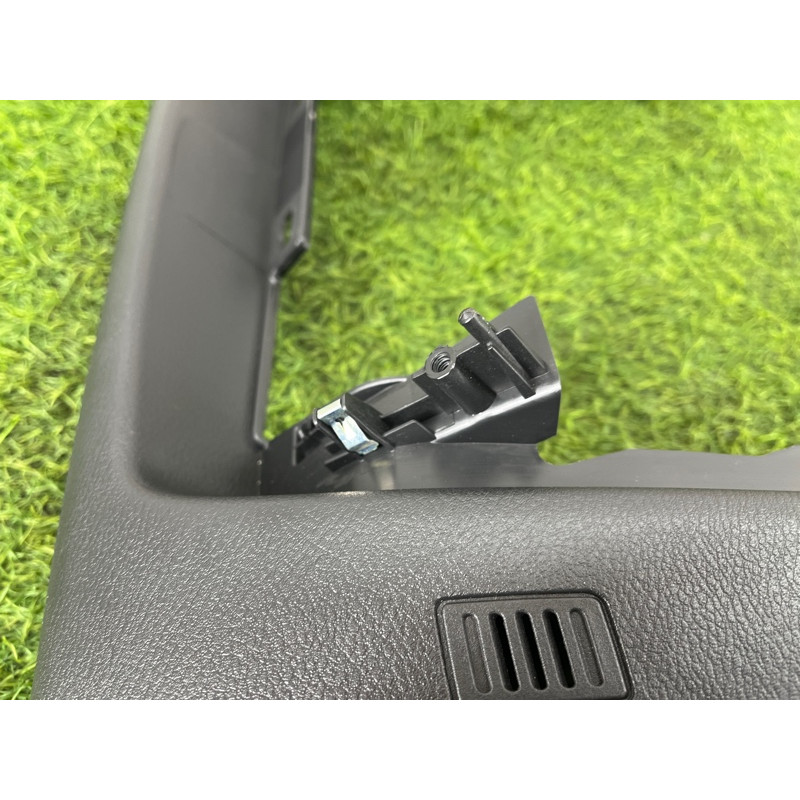 Накладка торпедо нижня (салон) Nissan Rogue T33 2023 1.5 KR15DDT 681046RR2A