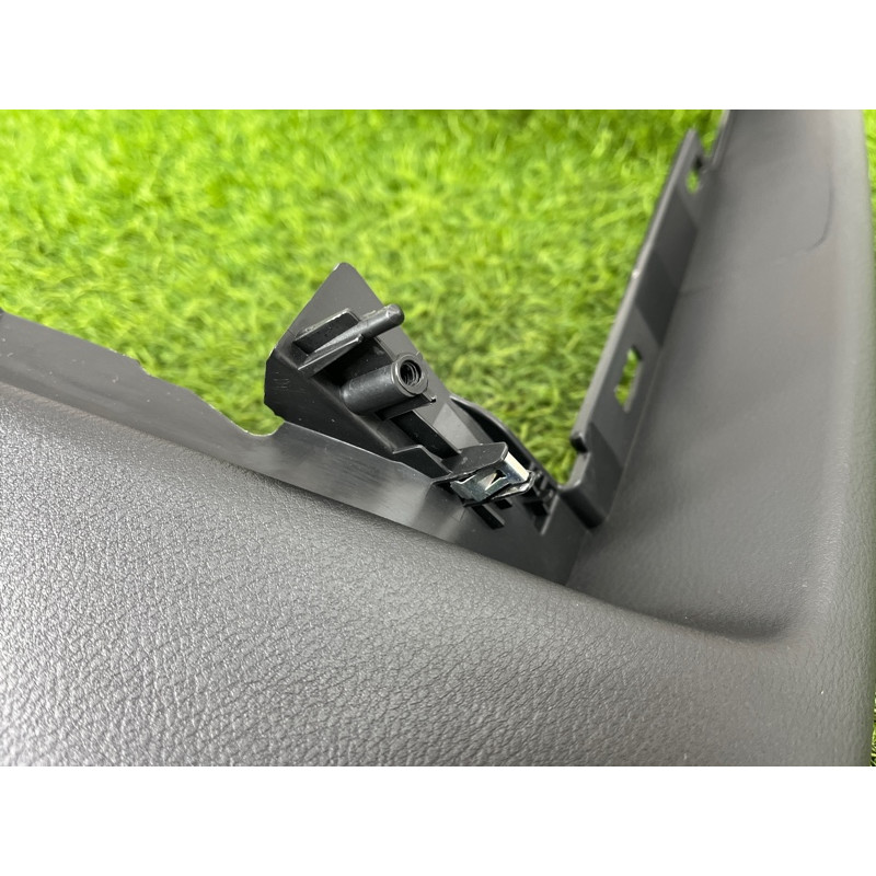 Накладка торпедо нижня (салон) Nissan Rogue T33 2023 1.5 KR15DDT 681046RR2A