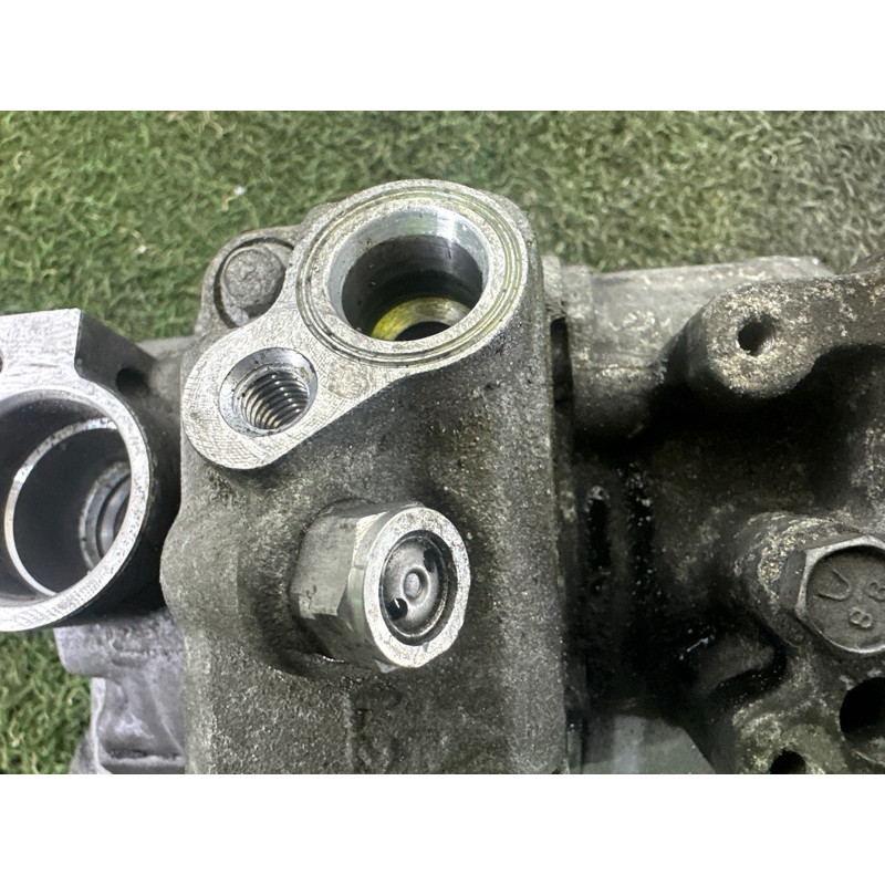 Компрессор кондиционера (отопление и кондиционирование) AUDI A4 B8 2010 2.0 CAEB 8K0260805L