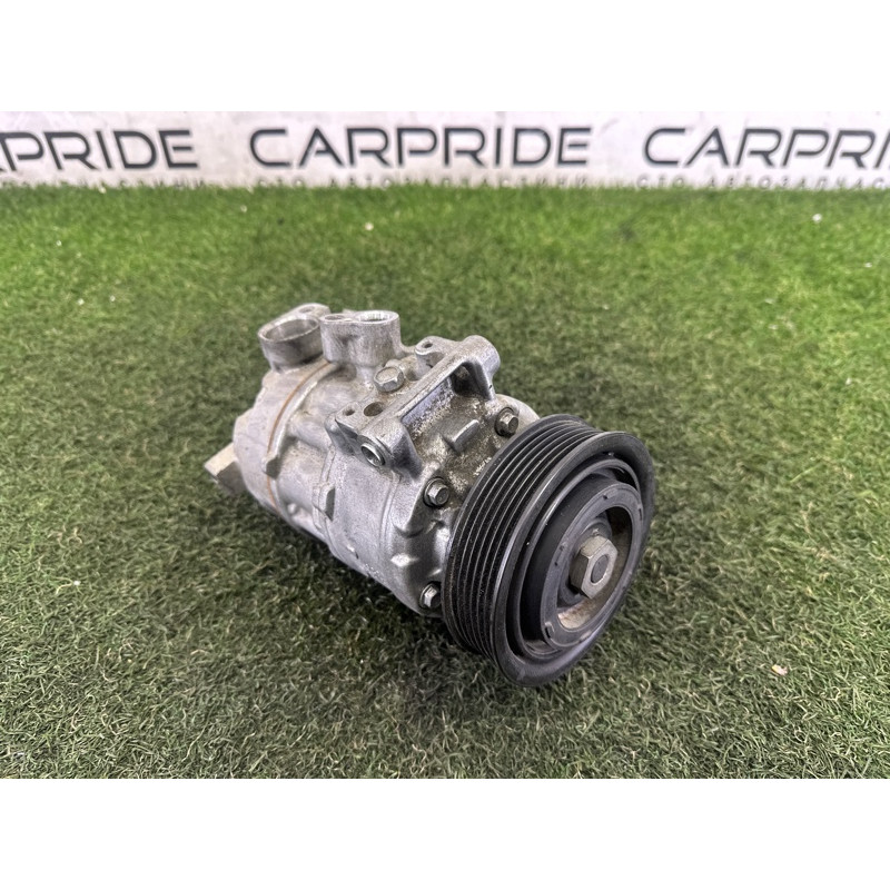 Компрессор кондиционера (отопление и кондиционирование) AUDI A4 B9 2017 2.0 TFSI 4M0820803