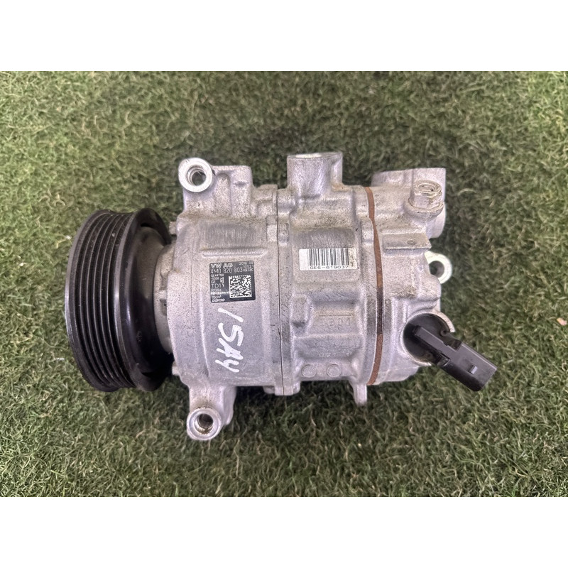 Компрессор кондиционера (отопление и кондиционирование) AUDI A4 B9 2017 2.0 TFSI 4M0820803