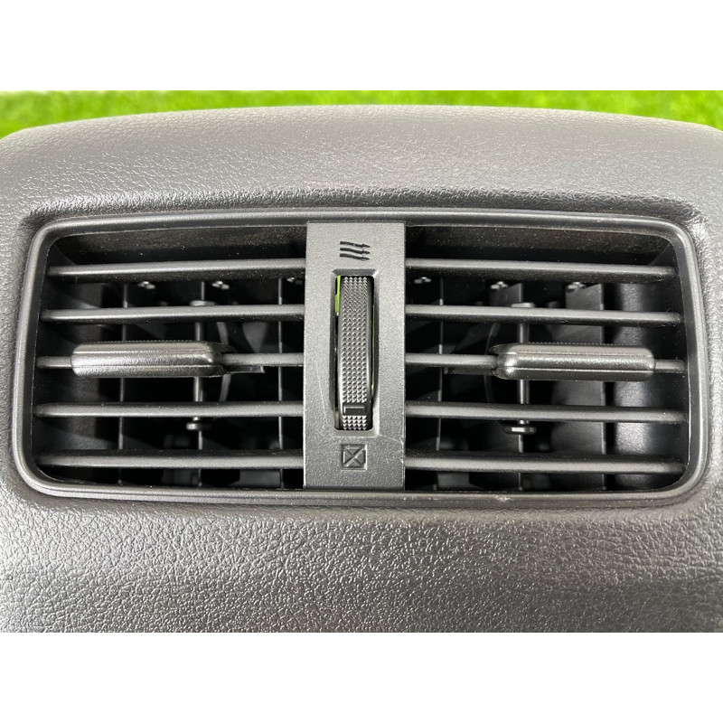 Накладка центральной консоли (салон) Nissan Rogue T33 2023 1.5 KR15DDT 969306RR1B
