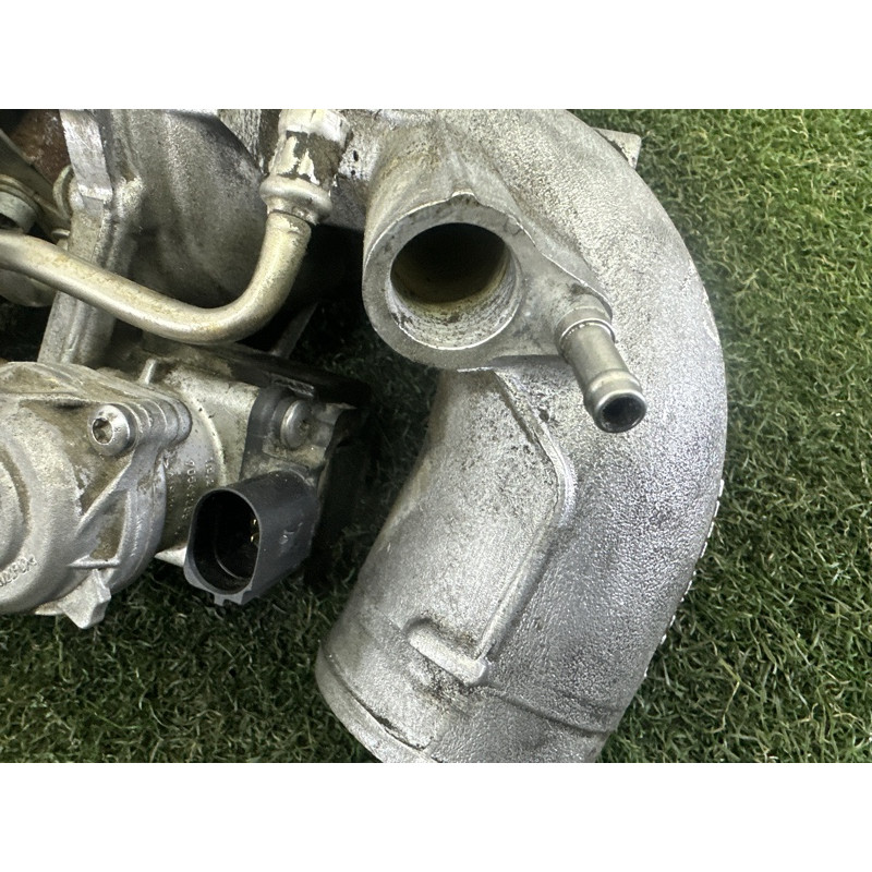 Турбина (выпускная система) AUDI A4 B9 2017 2.0 TFSI 06L145654C