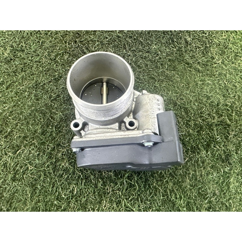 Дроссельная заслонка (электрика двигателя) AUDI A4 B8 2010 2.0 CAEB 06F133062Q