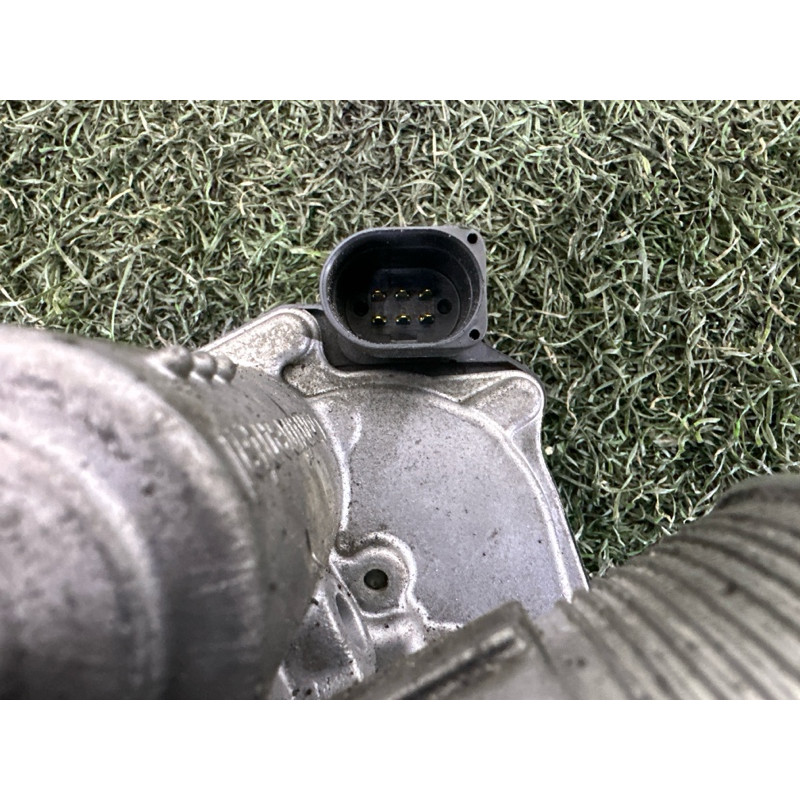 Дроссельная заслонка (электрика двигателя) AUDI A4 B8 2010 2.0 CAEB 06F133062Q