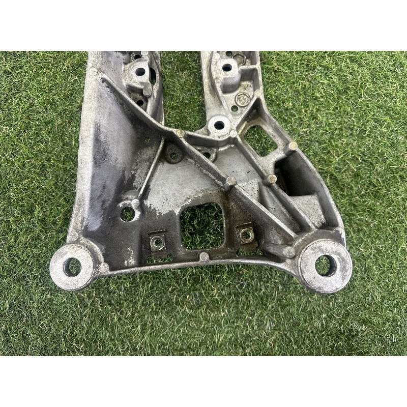 Кронштейн КПП (трансмиссия) AUDI A4 B9 2017 2.0 TFSI 8W0399262AE