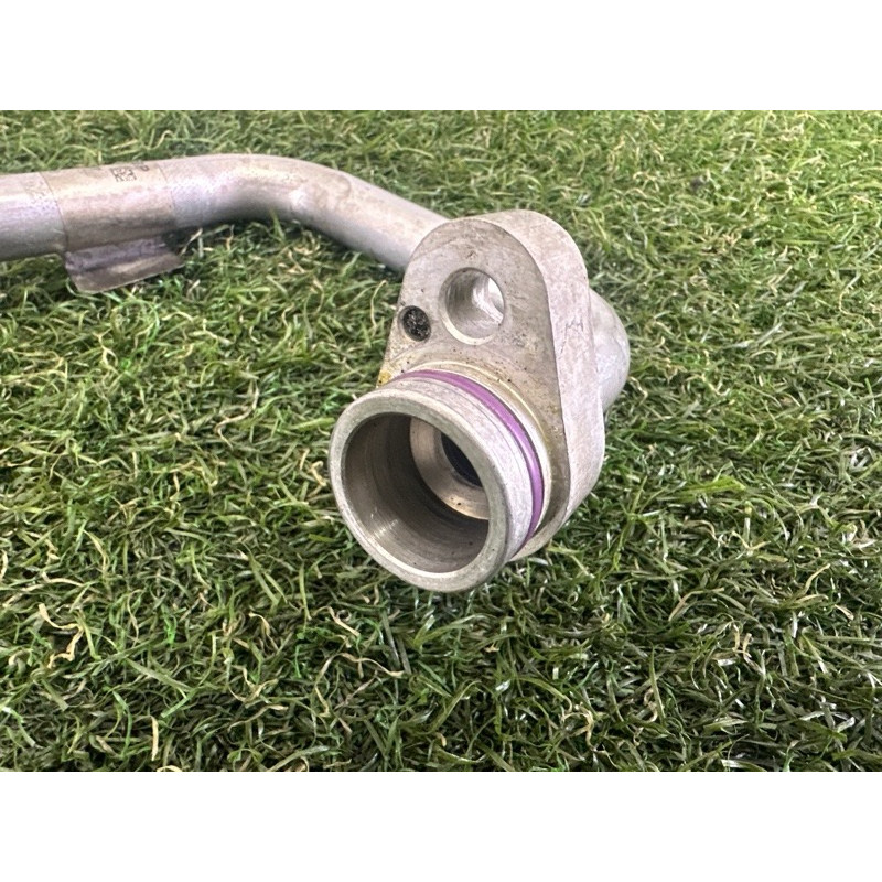 Трубка кондиционера (отопление и кондиционирование) AUDI A4 B9 2017 2.0 TFSI 8W0816743BP