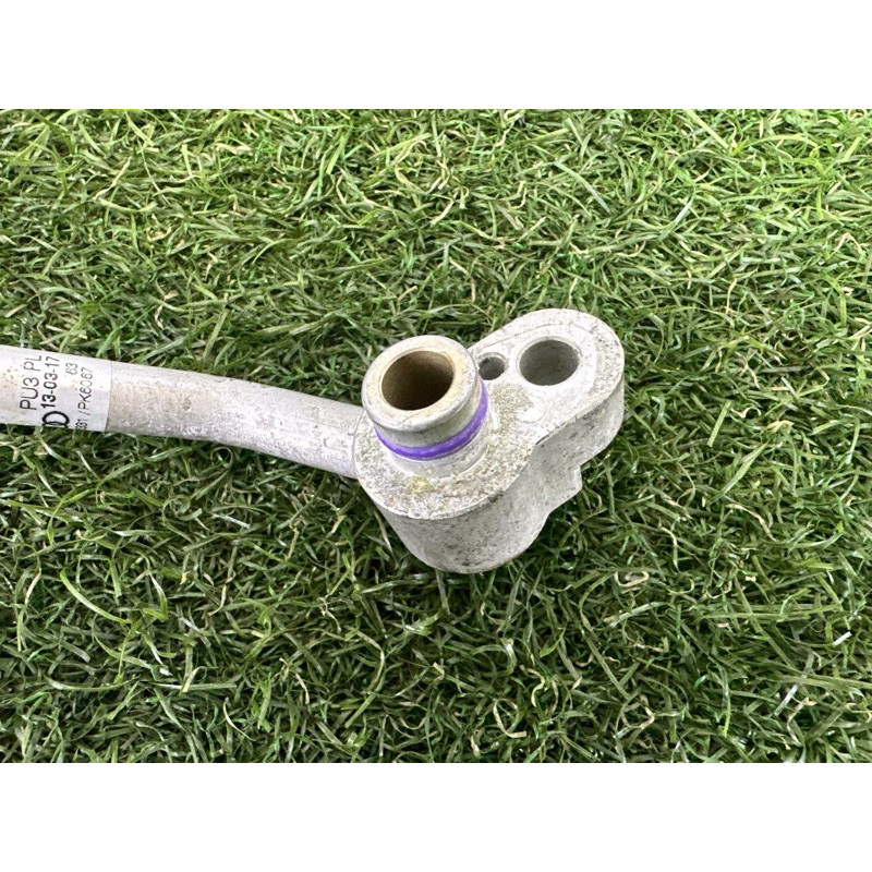 Трубка кондиционера (отопление и кондиционирование) AUDI A4 B9 2017 2.0 TFSI 8W0816721A