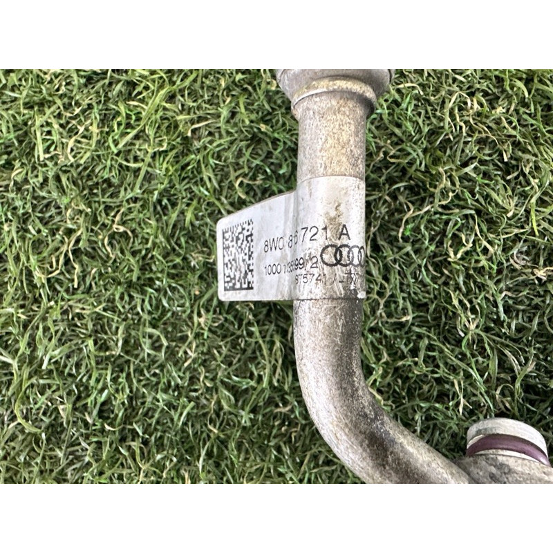 Трубка кондиционера (отопление и кондиционирование) AUDI A4 B9 2017 2.0 TFSI 8W0816721A