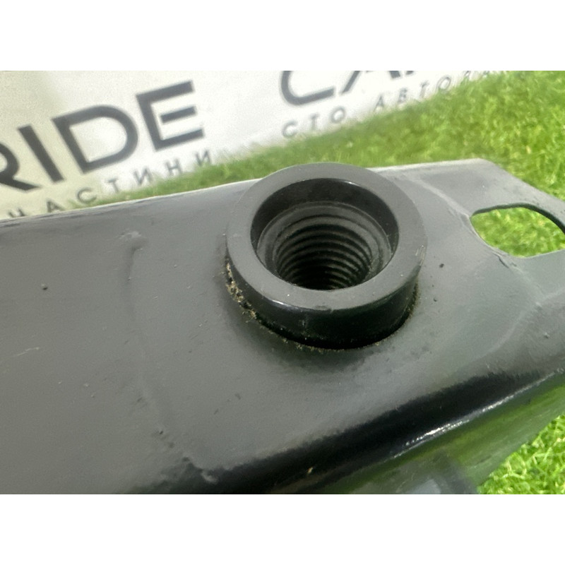 Усилитель бампера (наружные элементы кузова) Volkswagen Touareg NF 2011 3.6 7P0807309