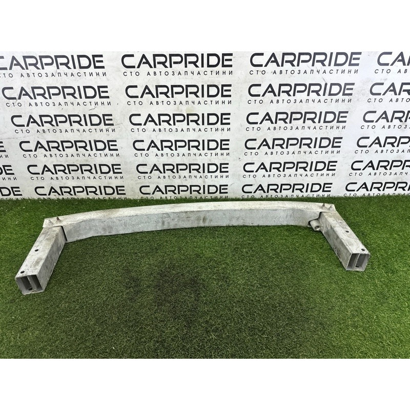 Усилитель бампера (наружные элементы кузова) AUDI Q5 8R 2012 3.2 8R0807313B